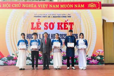 Trường THPT Số 1 Nguyễn Công Trứ tổ chức Lễ Sơ kết học kỳ I – Năm học 2025 – 2026 (NCTr Online)